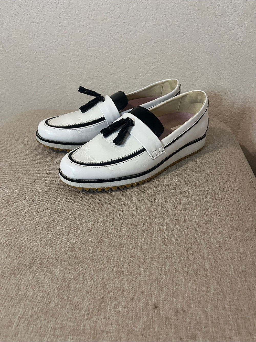 FootJoy Golf Shoes Womens Sandy 9 White Black Leather Tassel Loafer Slip On